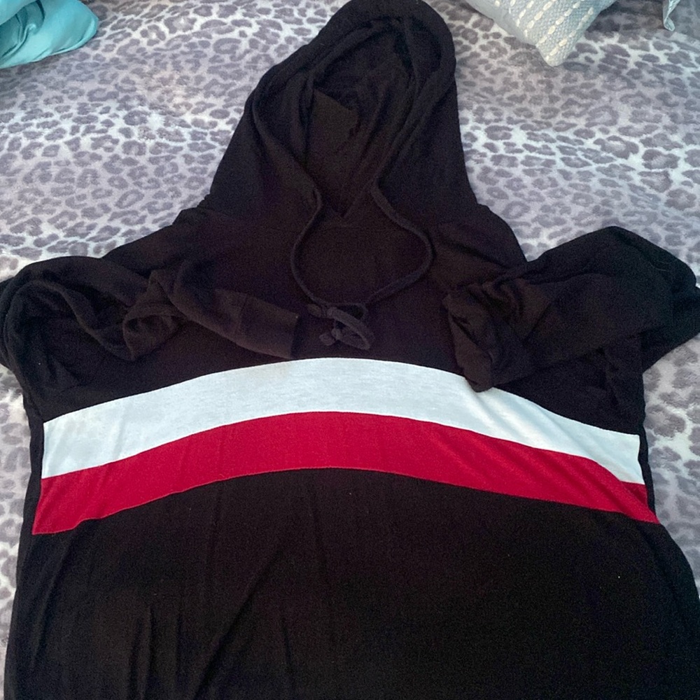 Long sleeve hoodie shirt